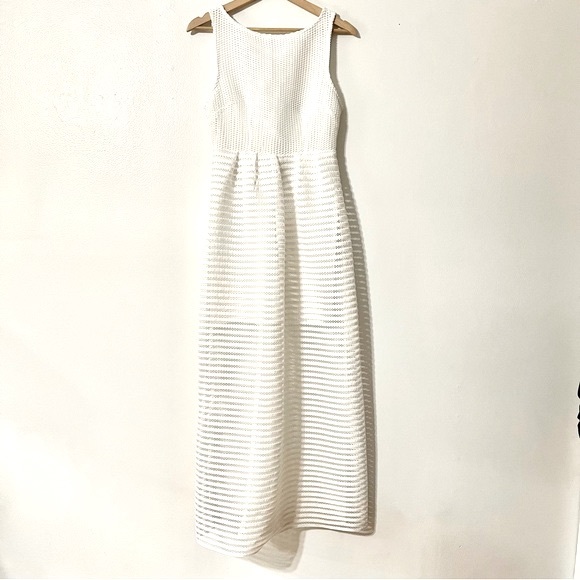 Leifsdottir Anthropology Long White Dress Women’s Size 6 - Picture 14 of 14